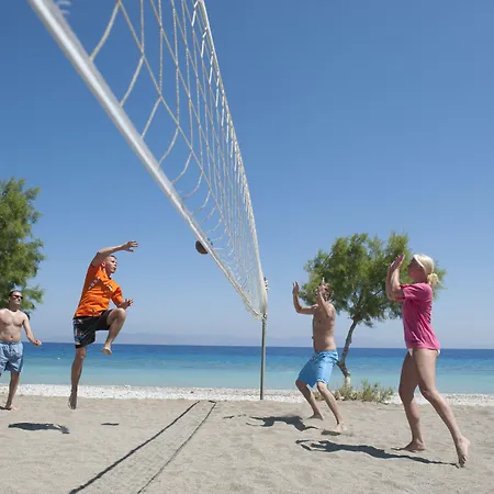 阳光罗德岛酒店 4* 伊利索斯