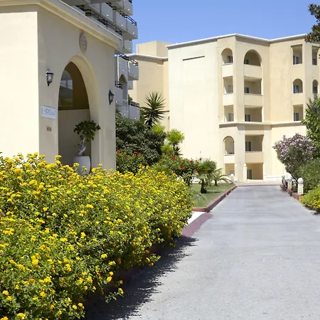 阳光罗德岛酒店