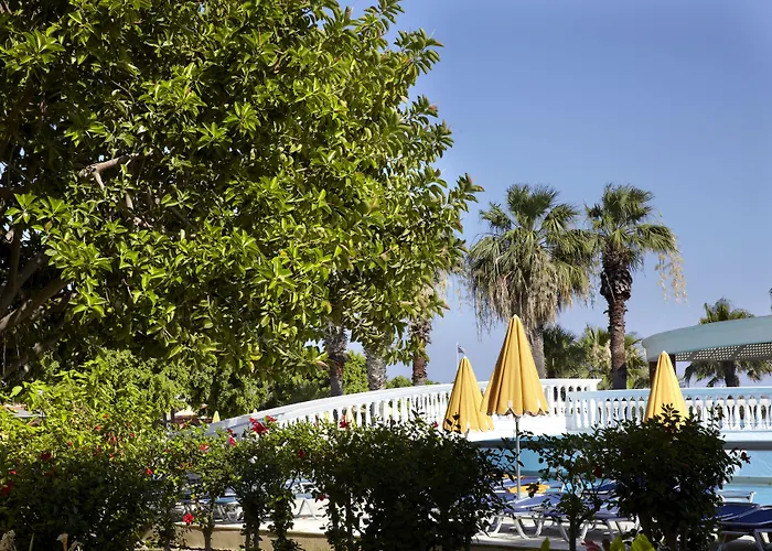 صن شاين رودس 4*